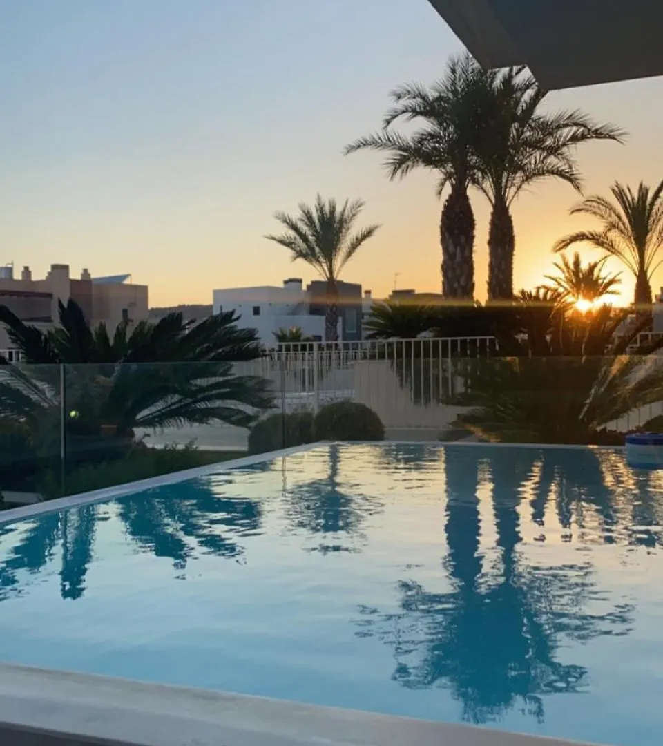 Fantastisk 4 Roms Med Egen Dipping Pool Apartment La Cala De Mijas